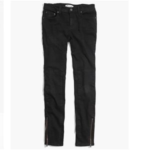 Skinny Skinny Zip Jeans in Rebel Wash